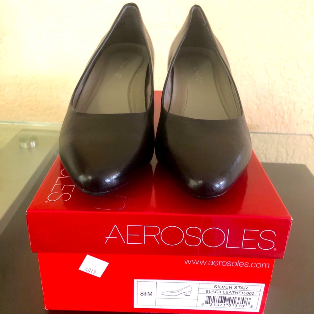Aerosoles Silver Star Black Leather 8 1/2 Woman